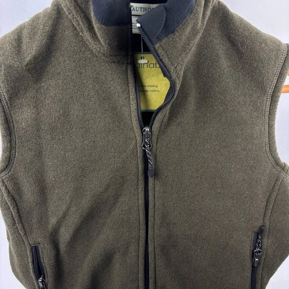 NWT Women’s Olive Green Fleece Vest zip up Jacket, layering Fall/winter, Size XS - Picture 6 of 8